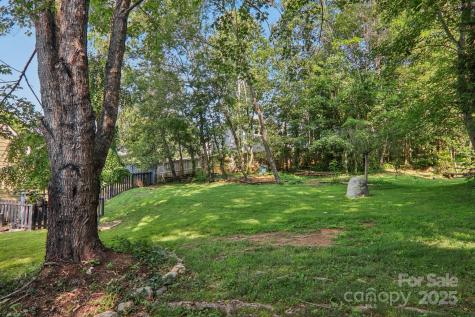 337 Stratford Road Asheville NC 28804