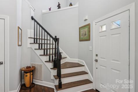 337 Stratford Road Asheville NC 28804
