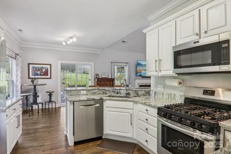 337 Stratford Road Asheville NC 28804