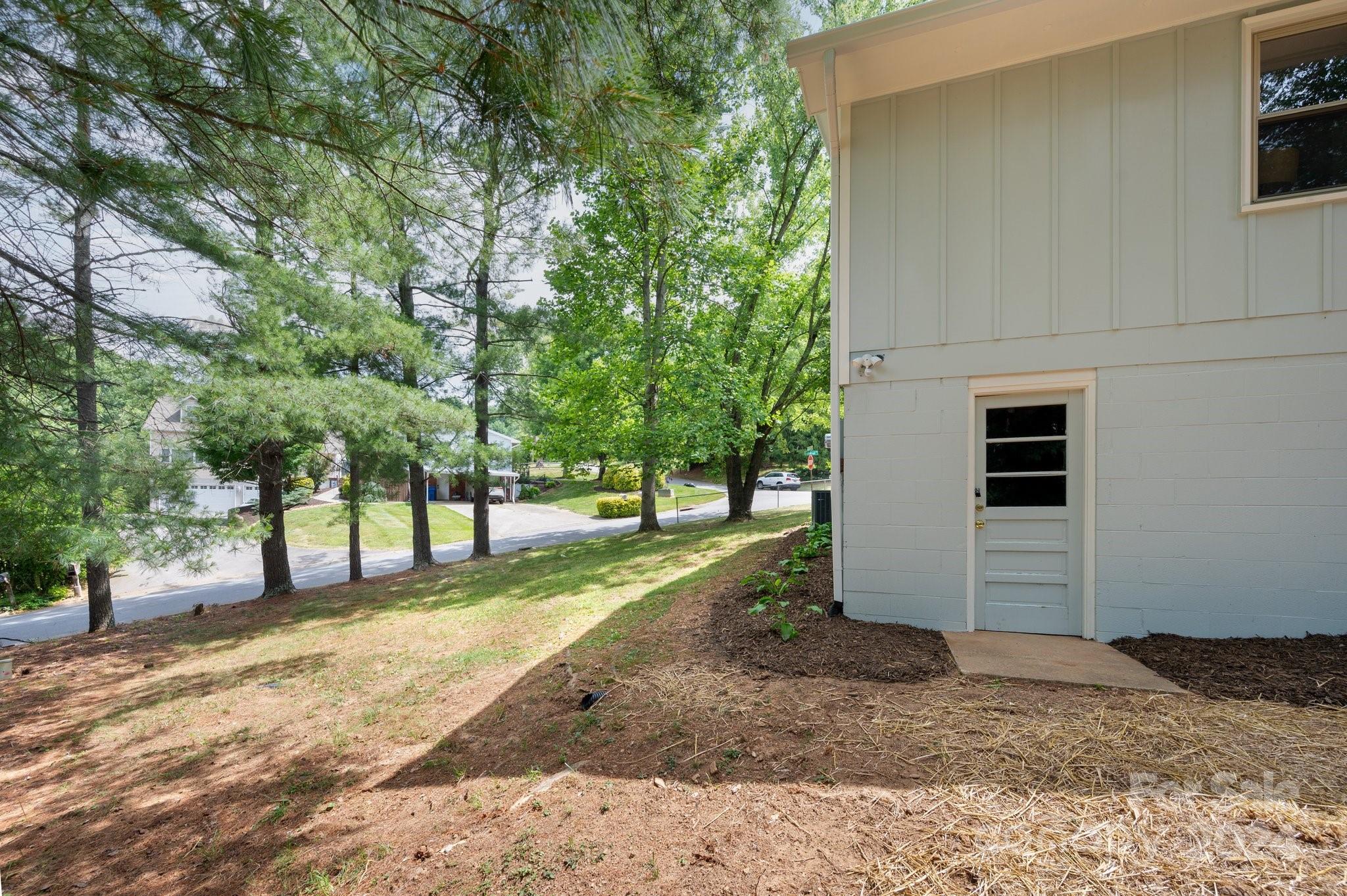 30 Evelake Drive Asheville NC 28806