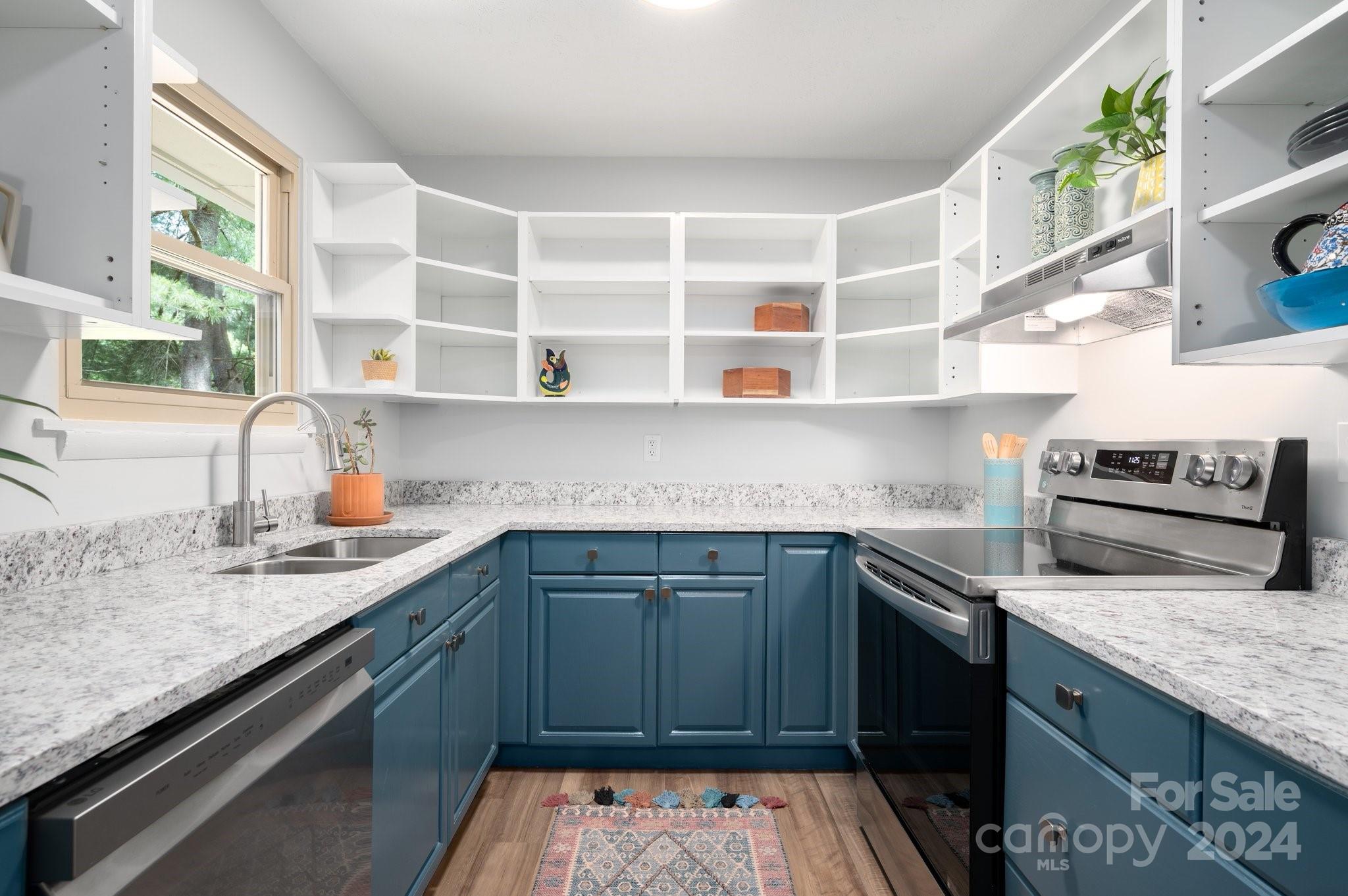 30 Evelake Drive Asheville NC 28806