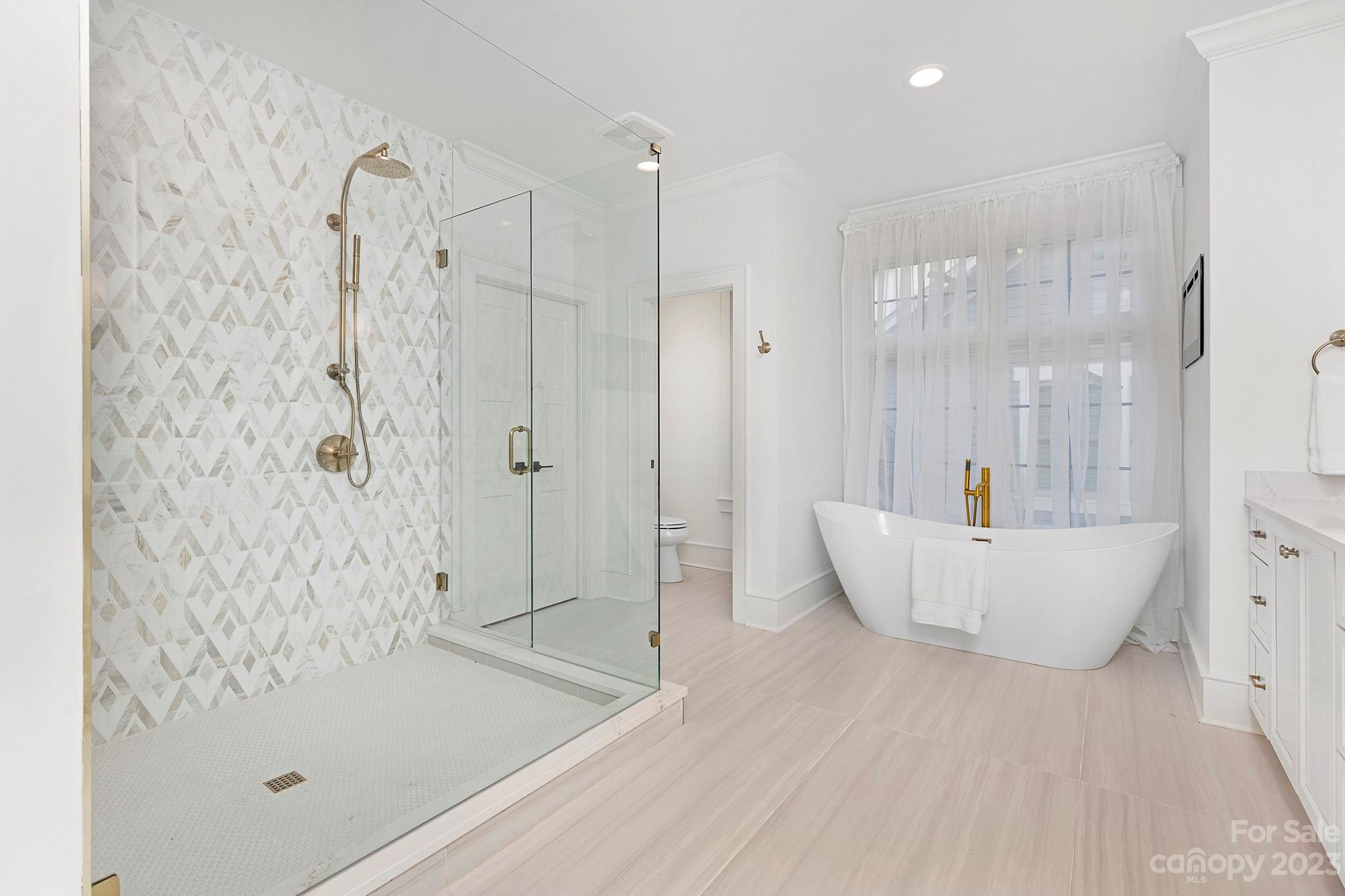 632 Ideal Way Charlotte NC 28203