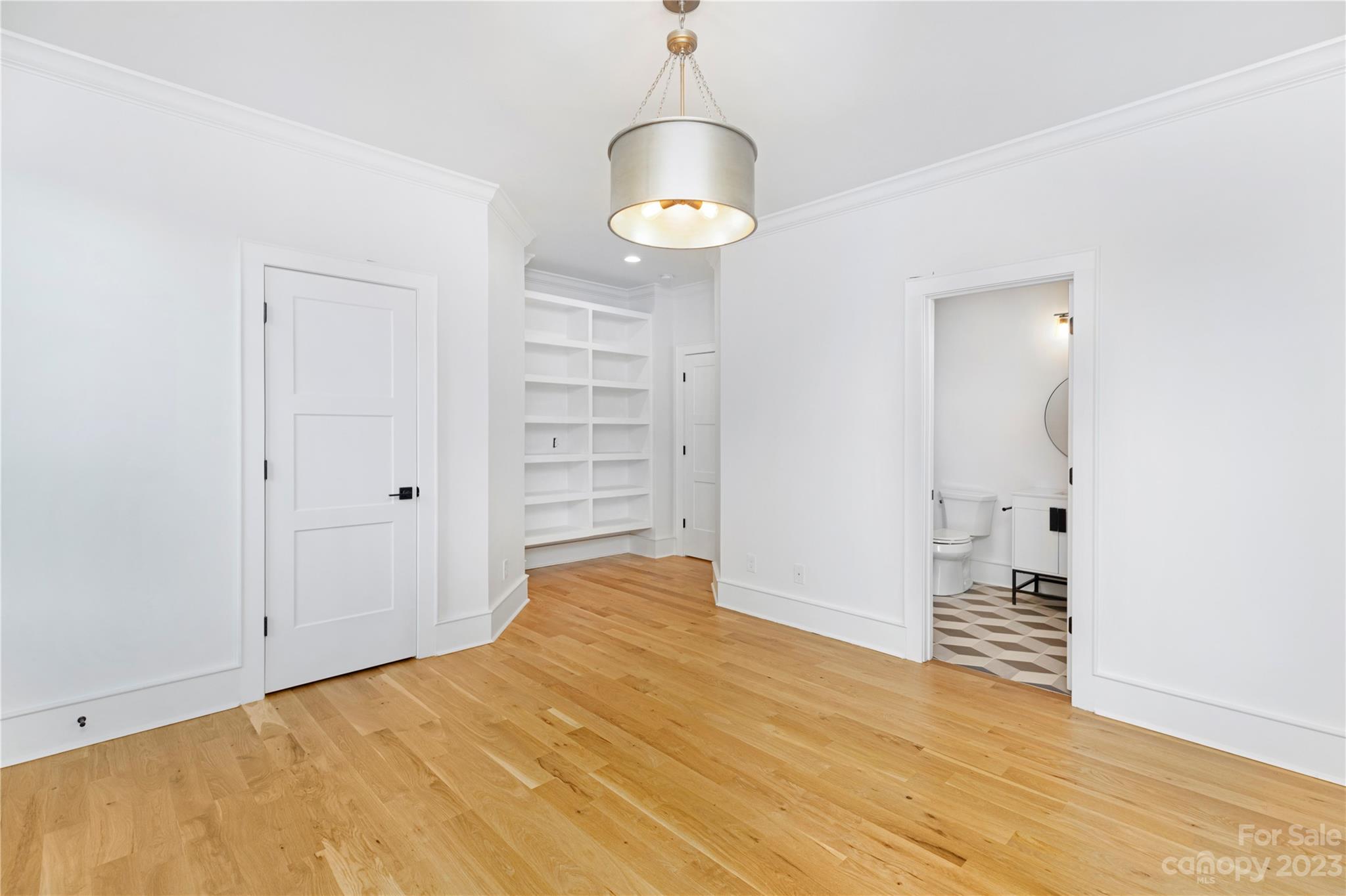 632 Ideal Way Charlotte NC 28203