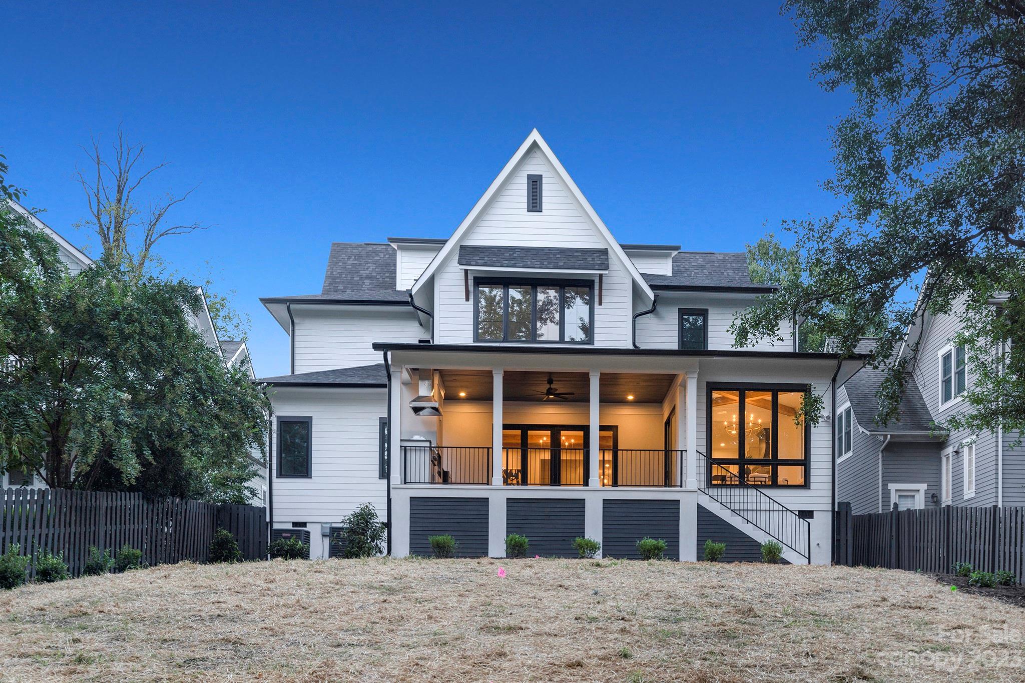 632 Ideal Way Charlotte NC 28203