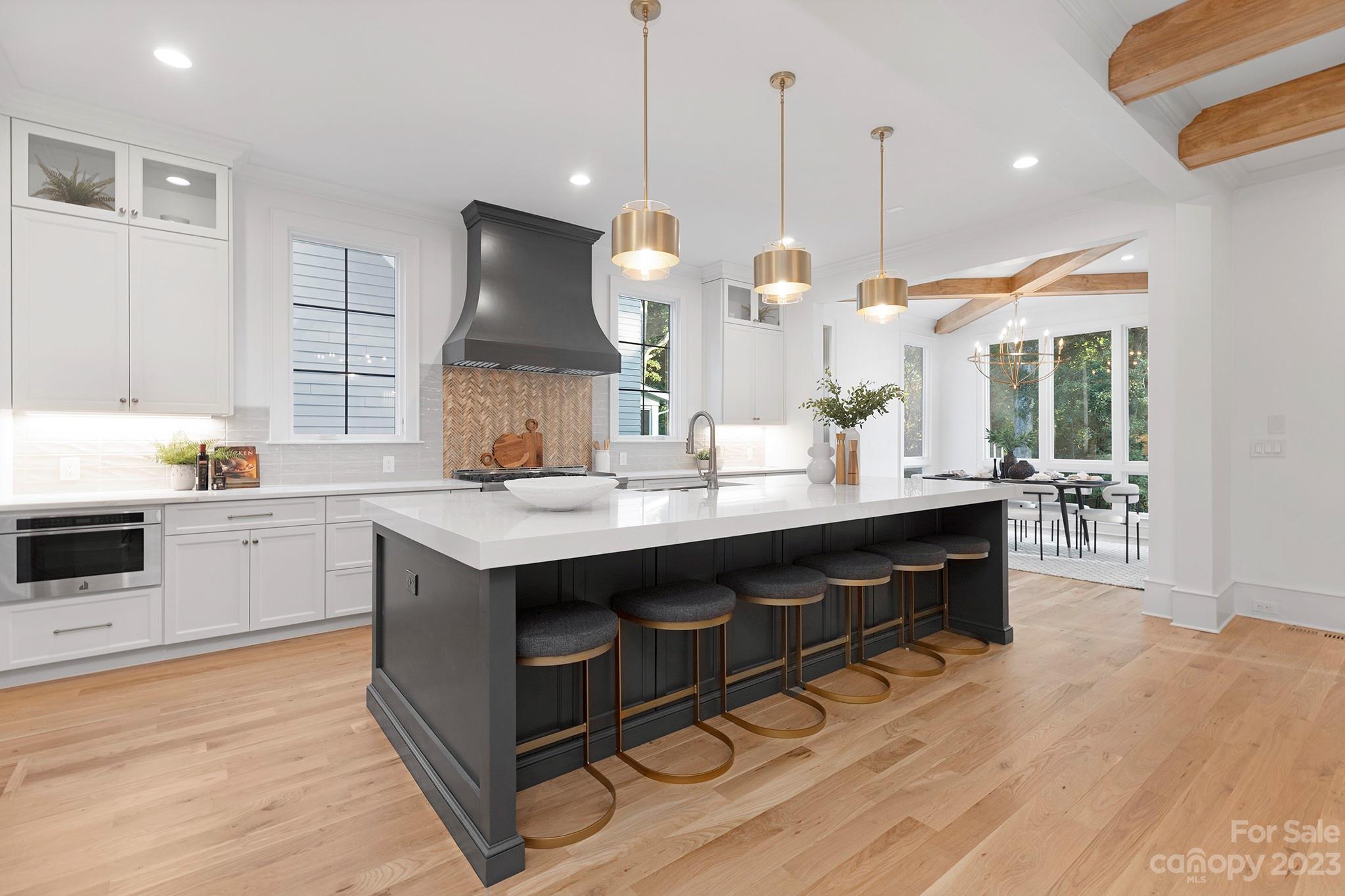 632 Ideal Way Charlotte NC 28203