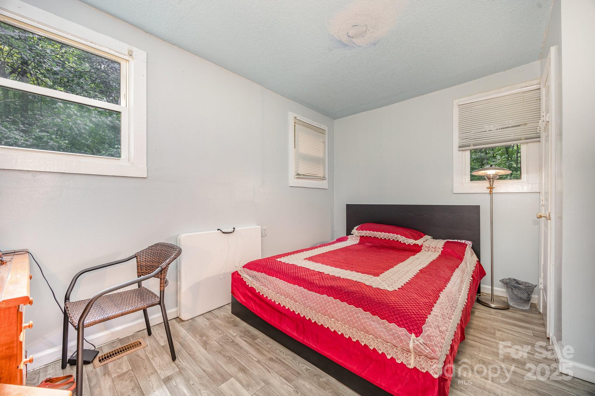 1110 Wall Street Statesville NC 28677