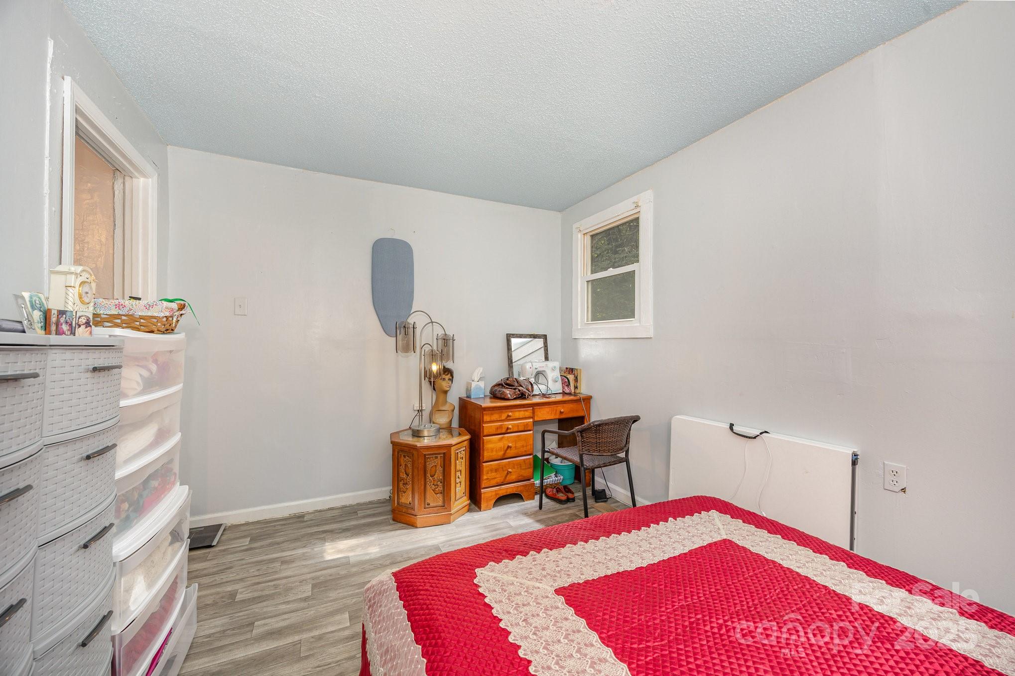 1110 Wall Street Statesville NC 28677