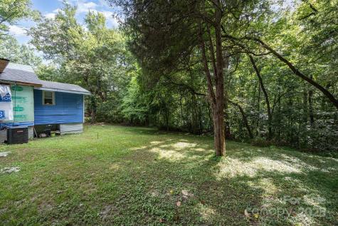 1110 Wall Street Statesville NC 28677