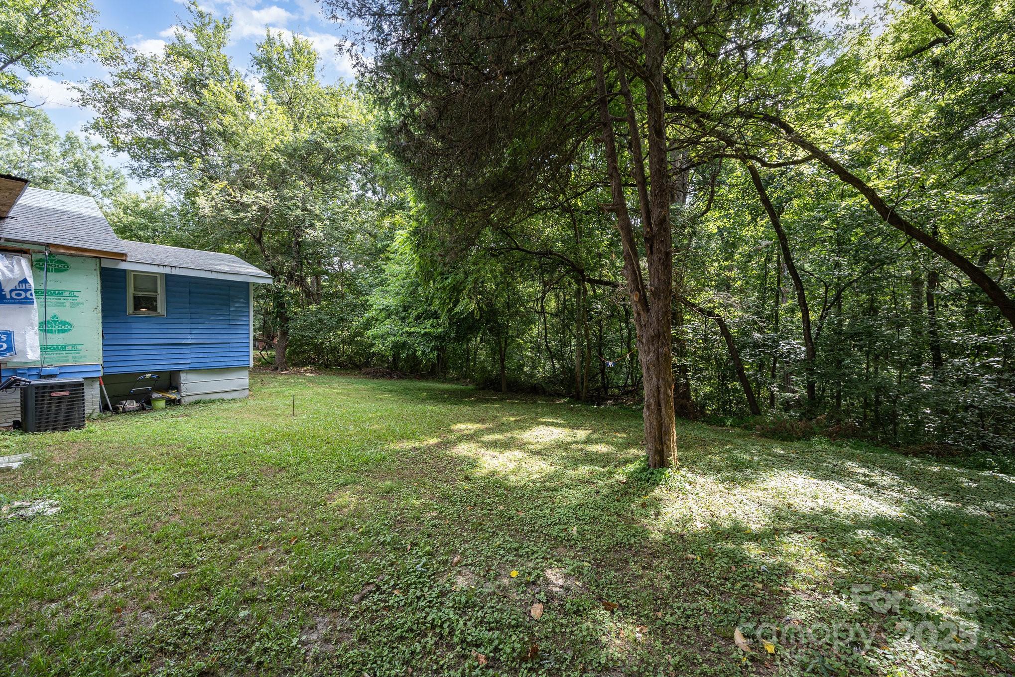 1110 Wall Street Statesville NC 28677