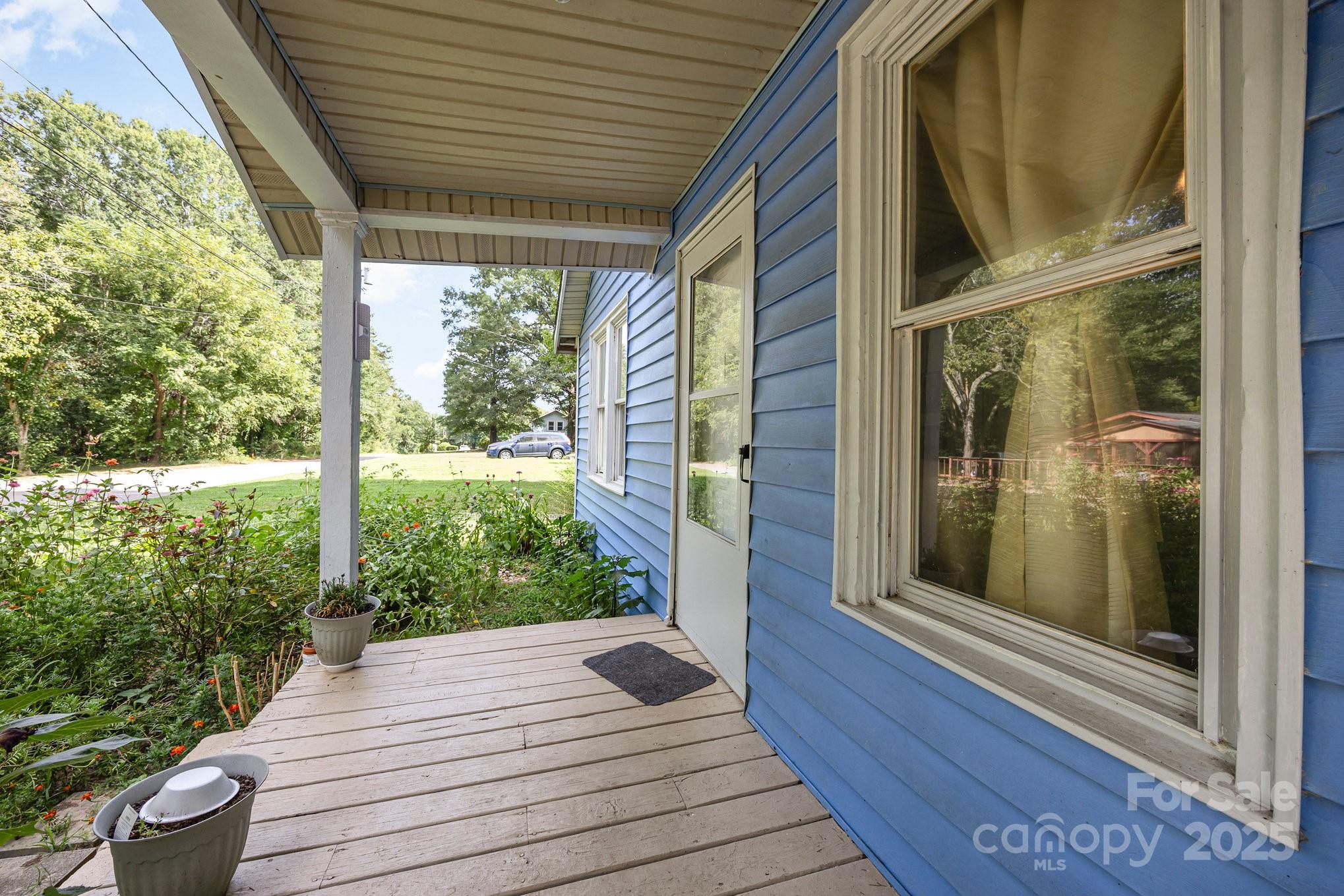 1110 Wall Street Statesville NC 28677