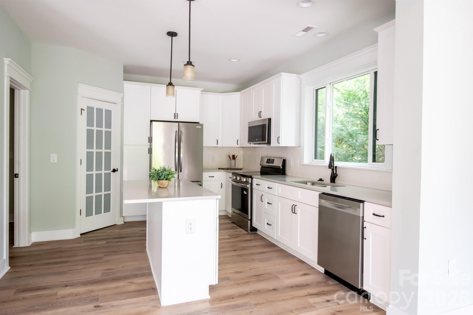 45 Gash Cove Road Hendersonville NC 28791