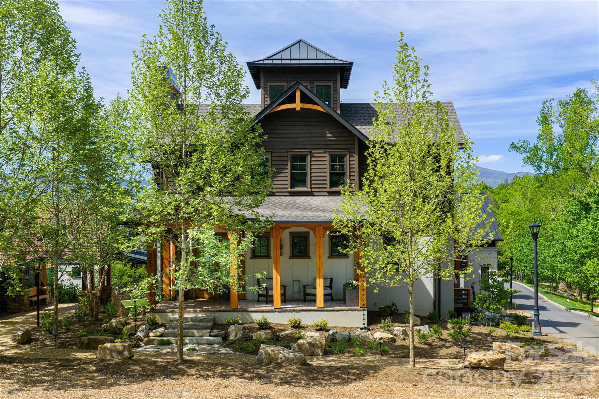25 Rantis Lane Black Mountain NC 28711