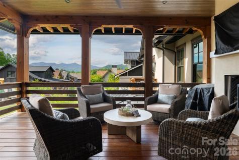 25 Rantis Lane Black Mountain NC 28711