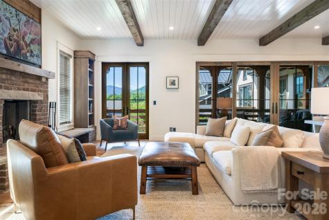 25 Rantis Lane Black Mountain NC 28711