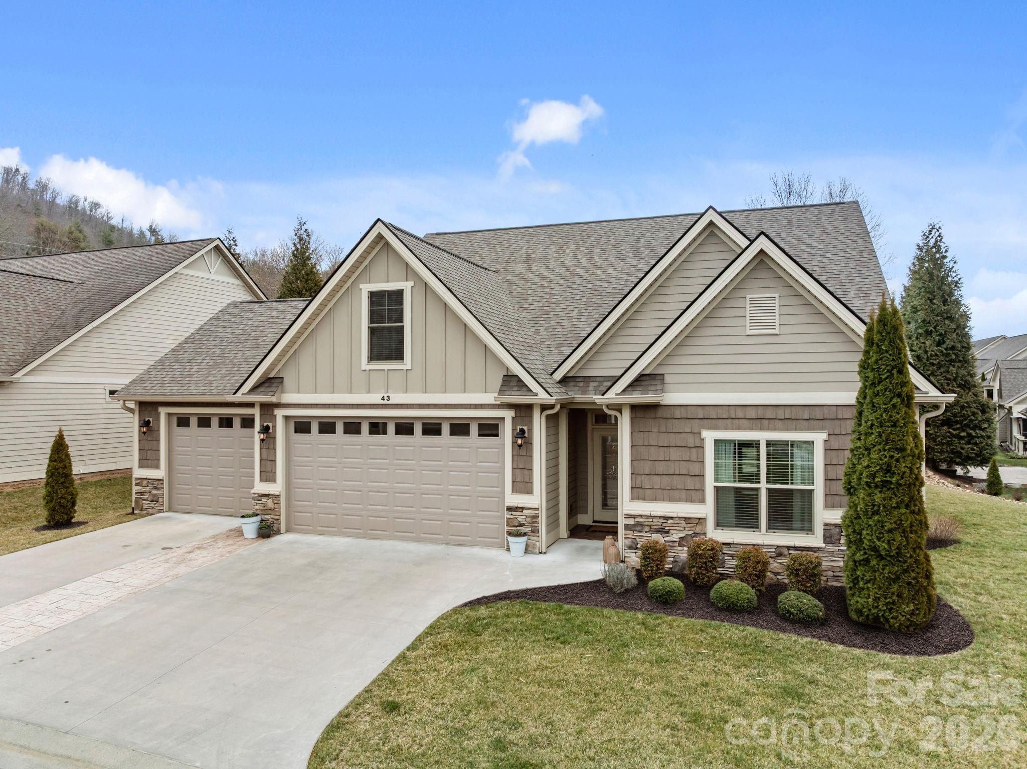 43 Burlington Lane Fletcher NC 28732