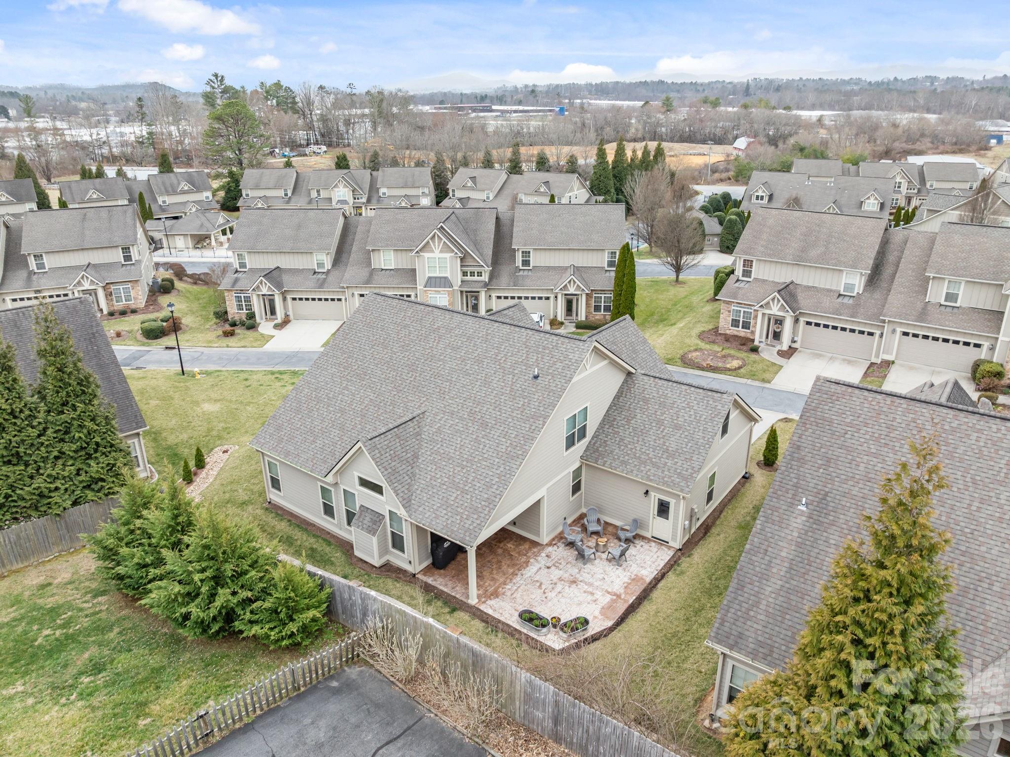 43 Burlington Lane Fletcher NC 28732