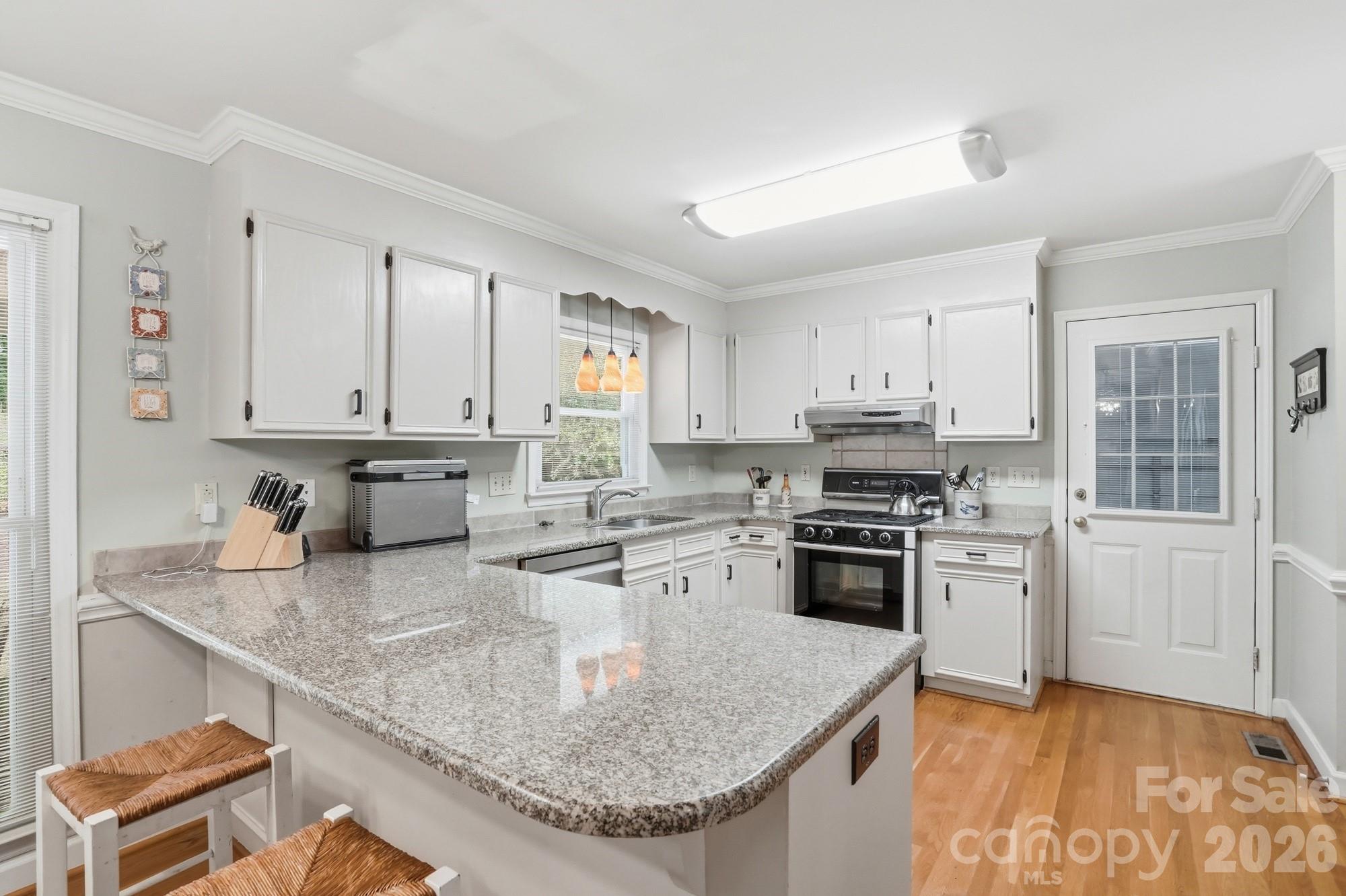 269 Charter Oak Court Mooresville NC 28115