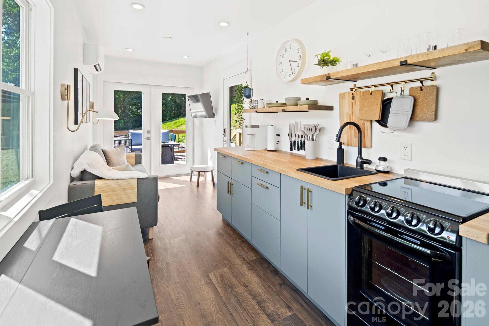 10 George Allen Ridge Arden NC 28704