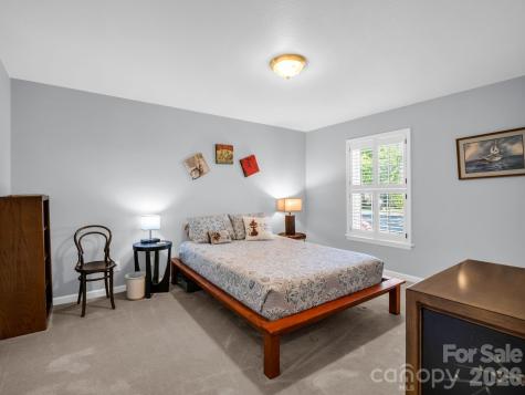 179 Kingfisher Lane Mills River NC 28759