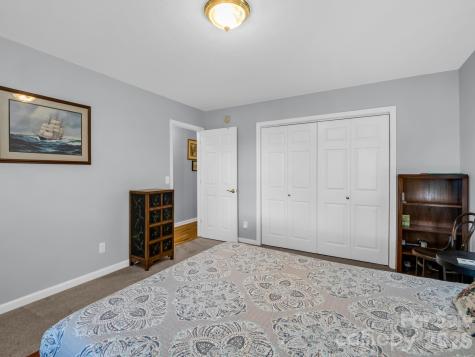 179 Kingfisher Lane Mills River NC 28759
