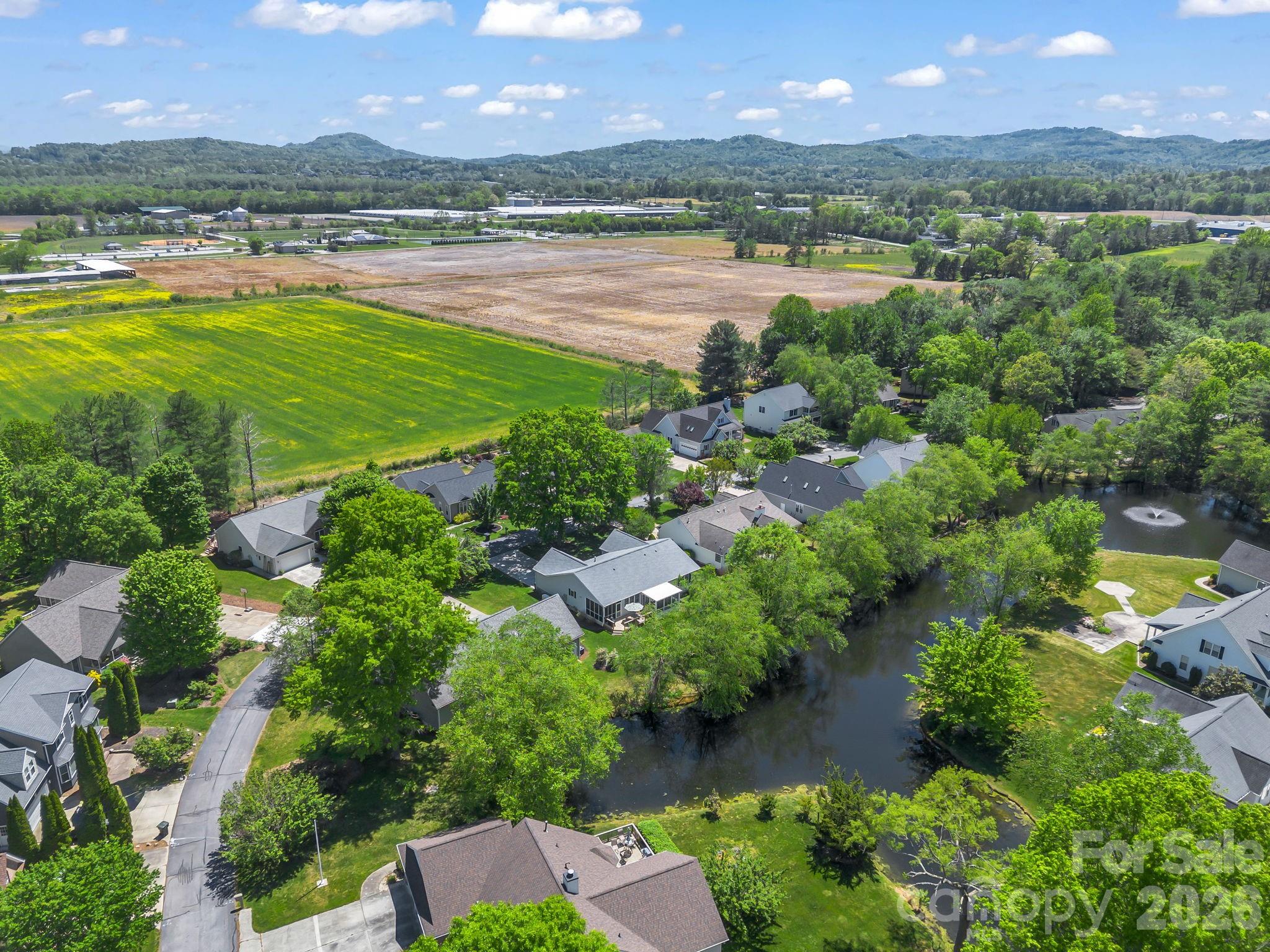 179 Kingfisher Lane Mills River NC 28759