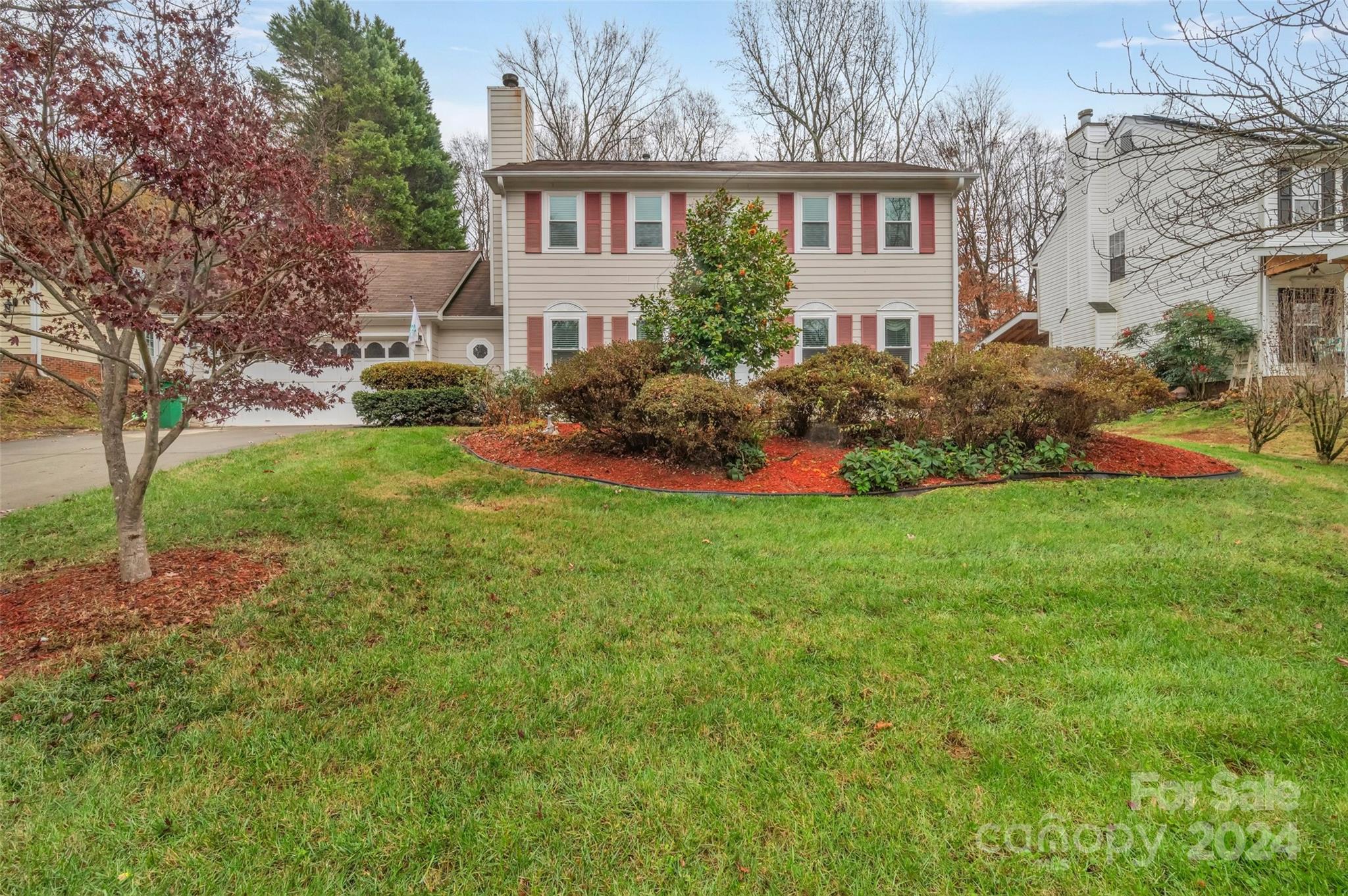 6918 Loretta Place Charlotte NC 28215