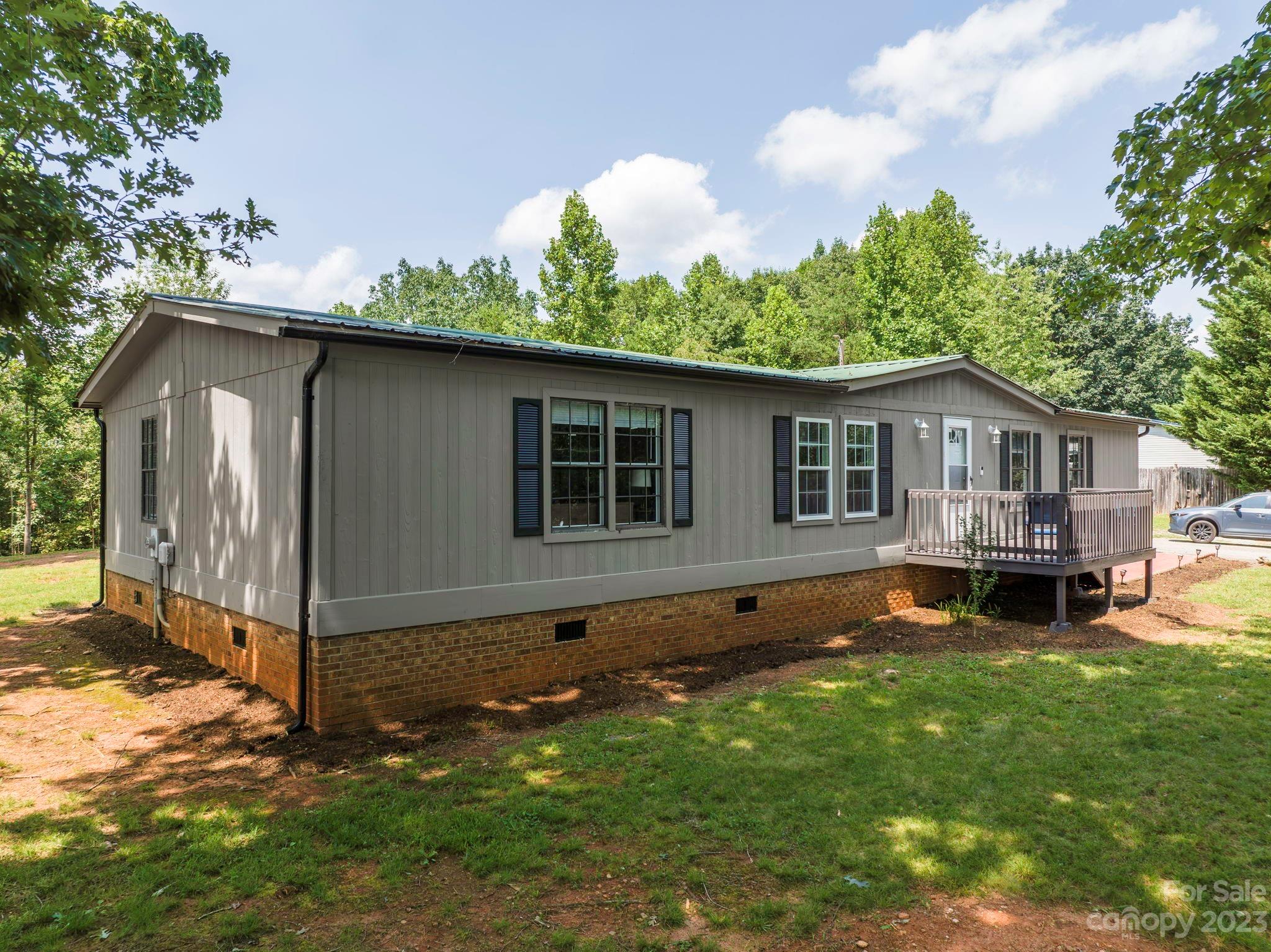 375 Apache Path Marion NC 28752
