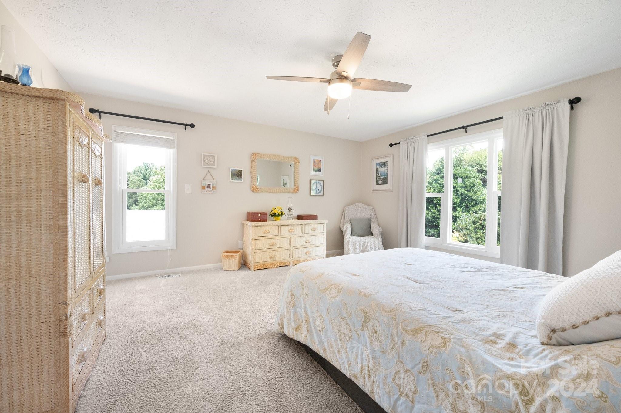 20 Morning Glory Lane Weaverville NC 28787
