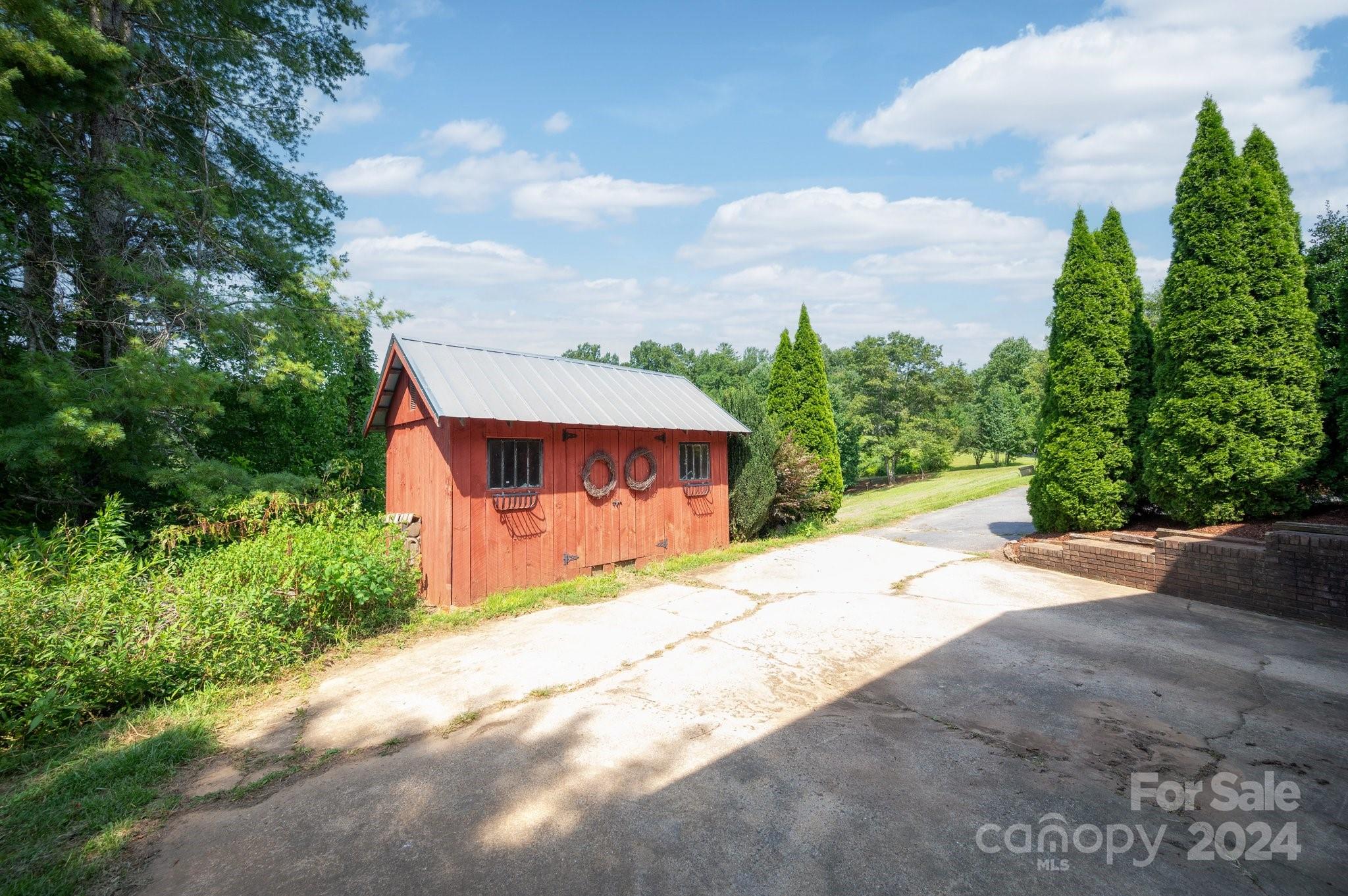 20 Morning Glory Lane Weaverville NC 28787