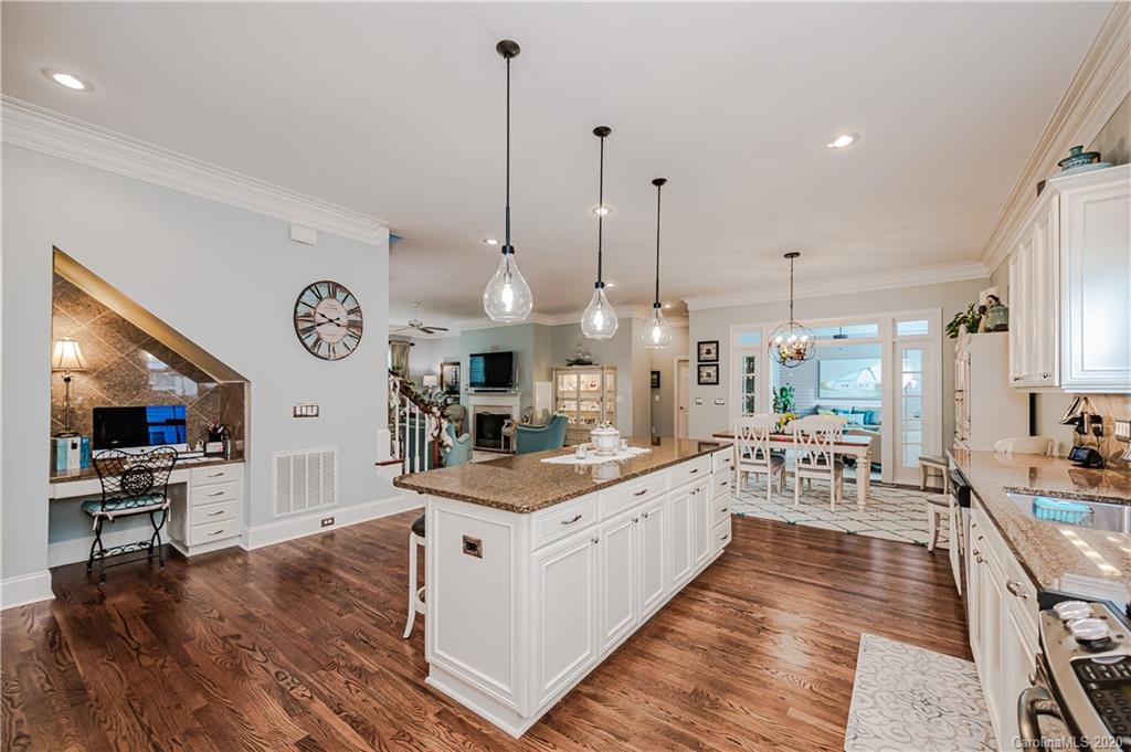 17221 Hedgerow Park Road Charlotte NC 28277