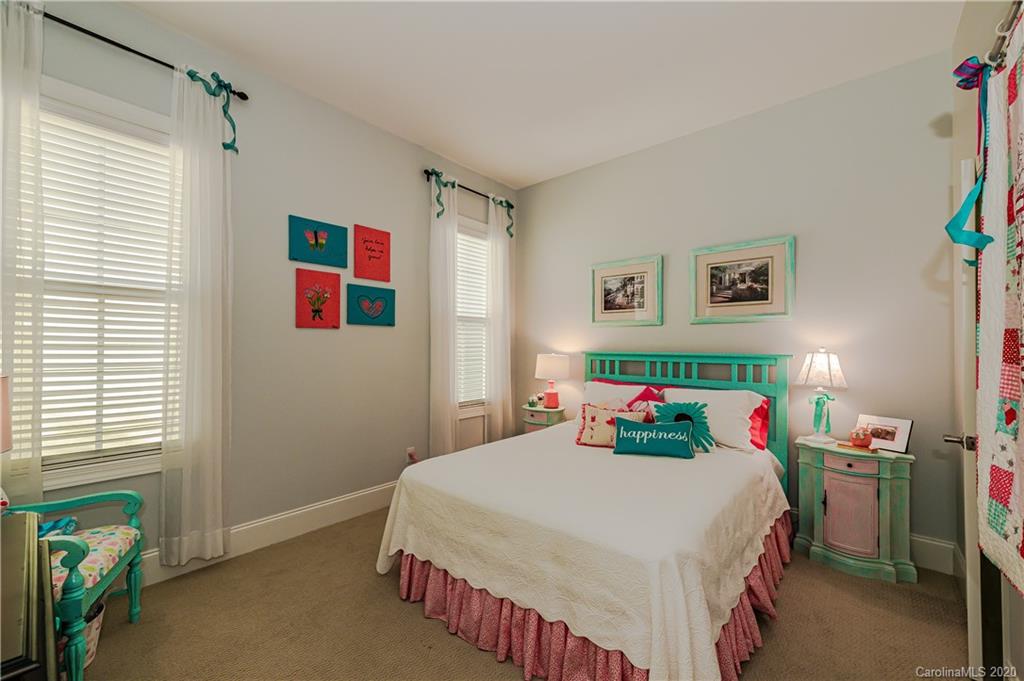 17221 Hedgerow Park Road Charlotte NC 28277