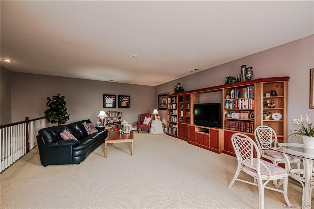 17221 Hedgerow Park Road Charlotte NC 28277