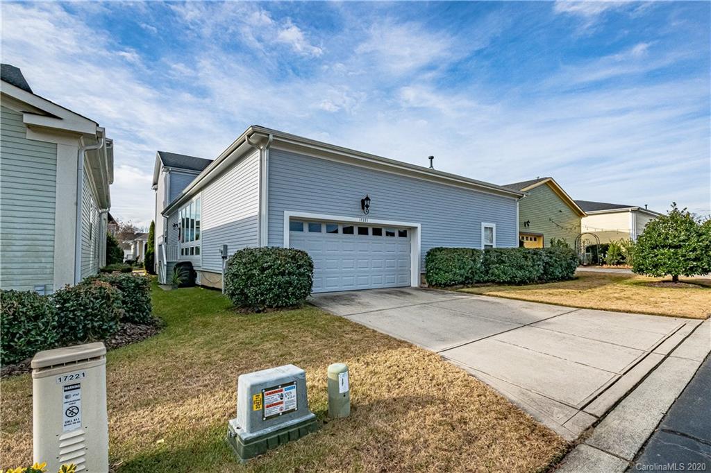 17221 Hedgerow Park Road Charlotte NC 28277