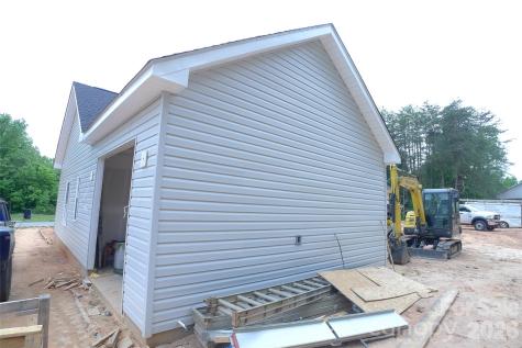 185 Creekside Drive Mocksville NC 27028