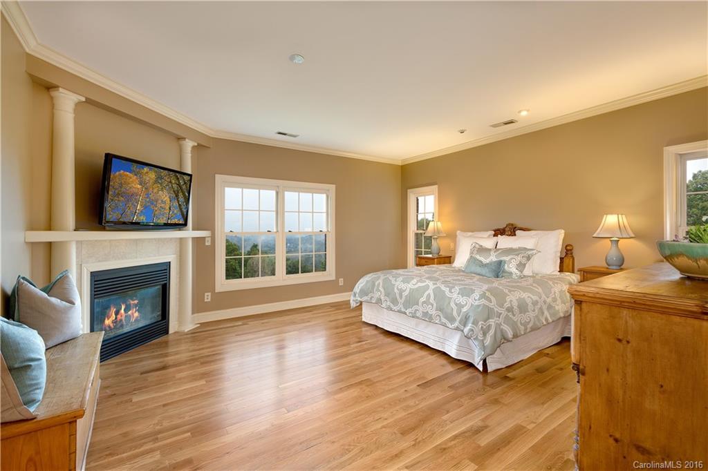 4 Elk Mountain Ridge Asheville NC 28804