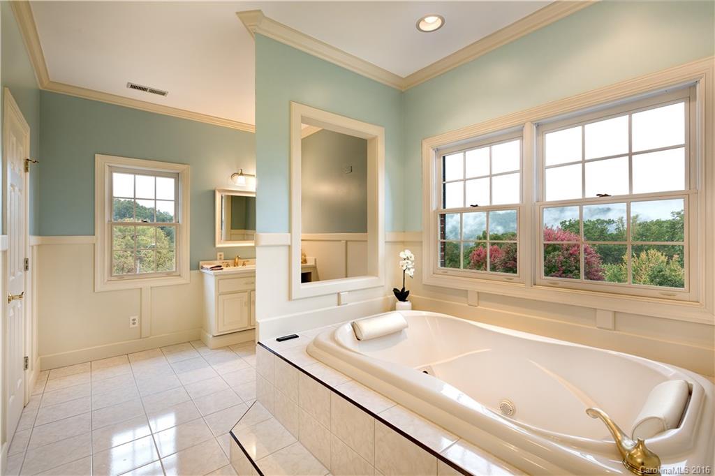 4 Elk Mountain Ridge Asheville NC 28804