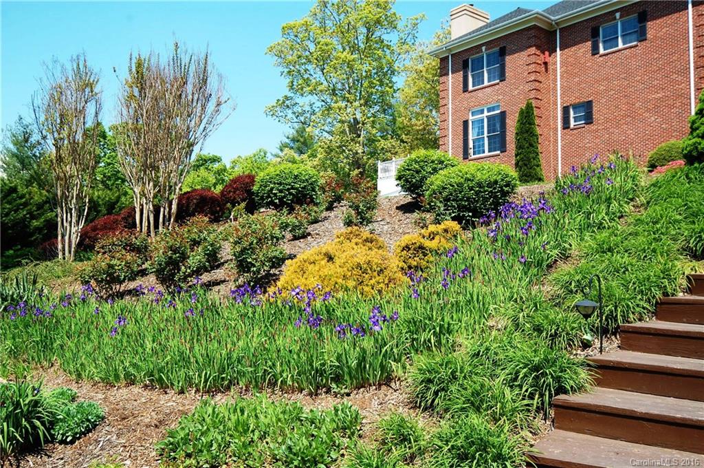 4 Elk Mountain Ridge Asheville NC 28804