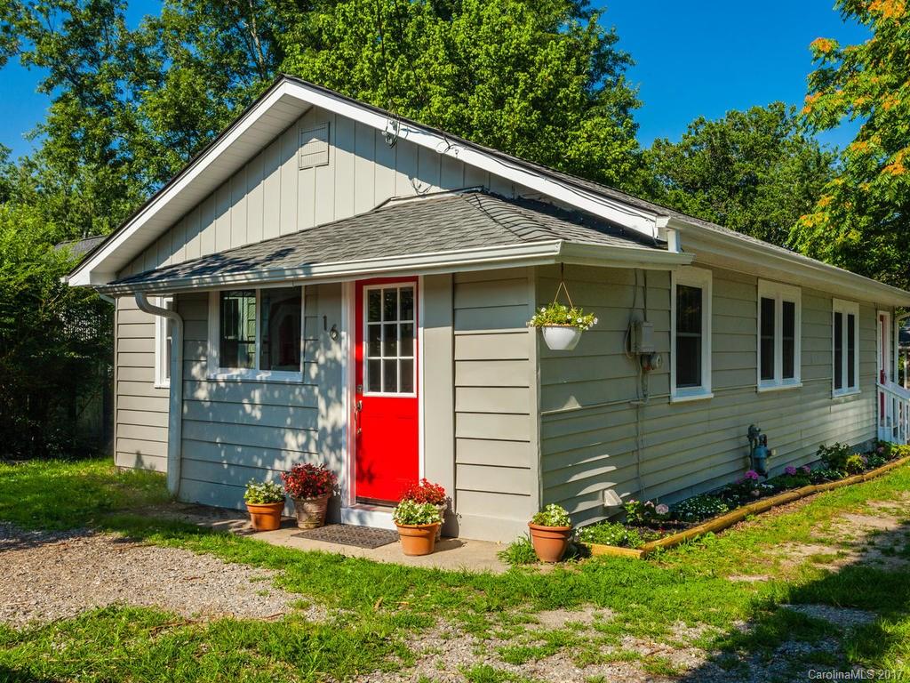 16 Montana Circle Asheville NC 28806