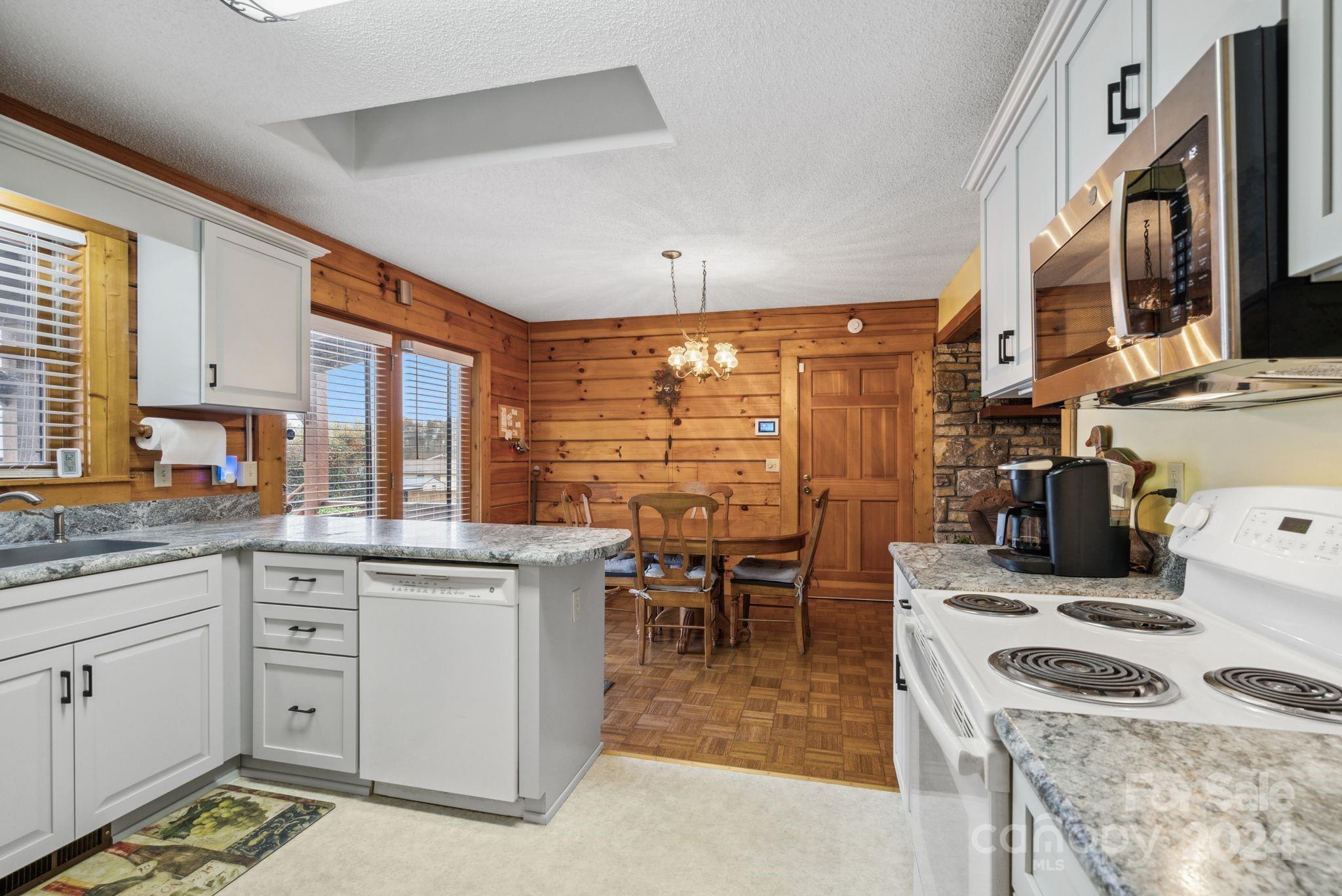 42 Pine Tree Lane Flat Rock NC 28731