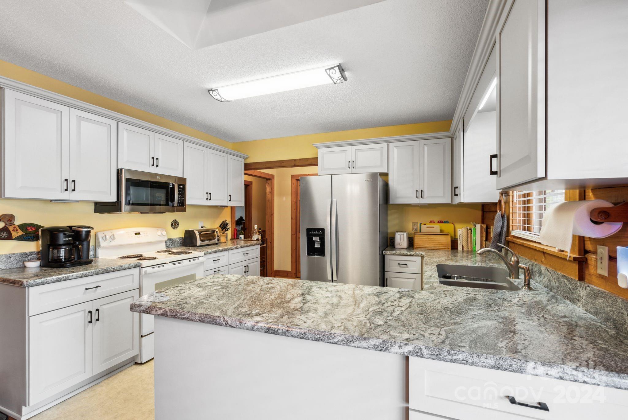 42 Pine Tree Lane Flat Rock NC 28731