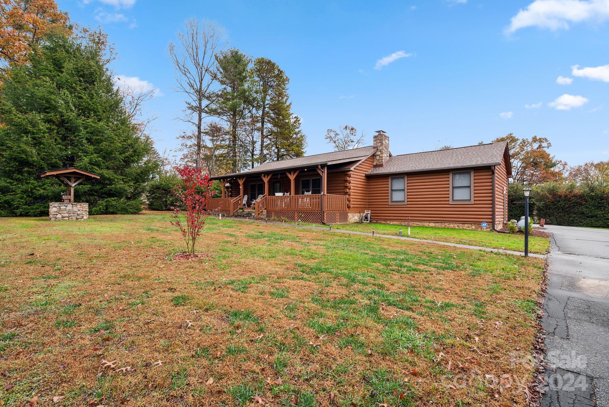 42 Pine Tree Lane Flat Rock NC 28731