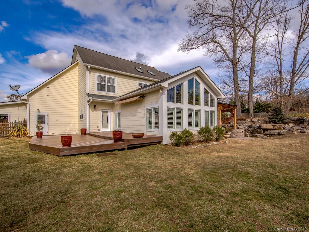 22 Whitetail Drive Weaverville NC 28787