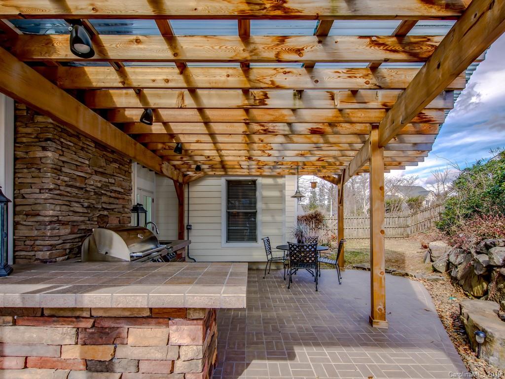 22 Whitetail Drive Weaverville NC 28787