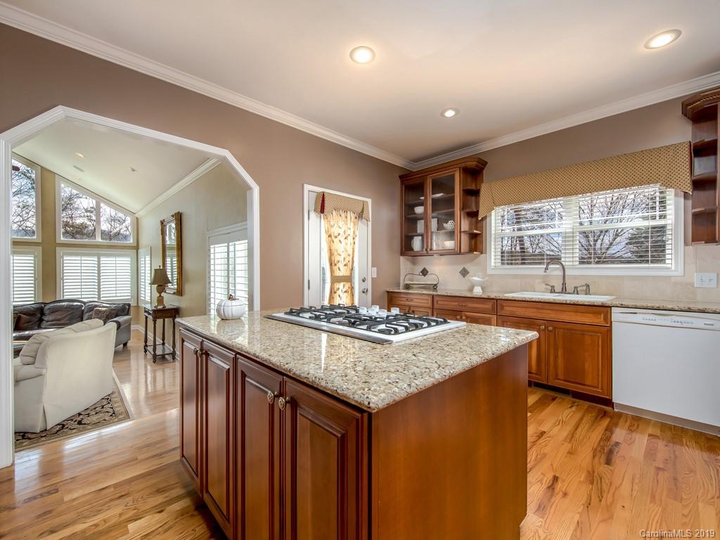 22 Whitetail Drive Weaverville NC 28787