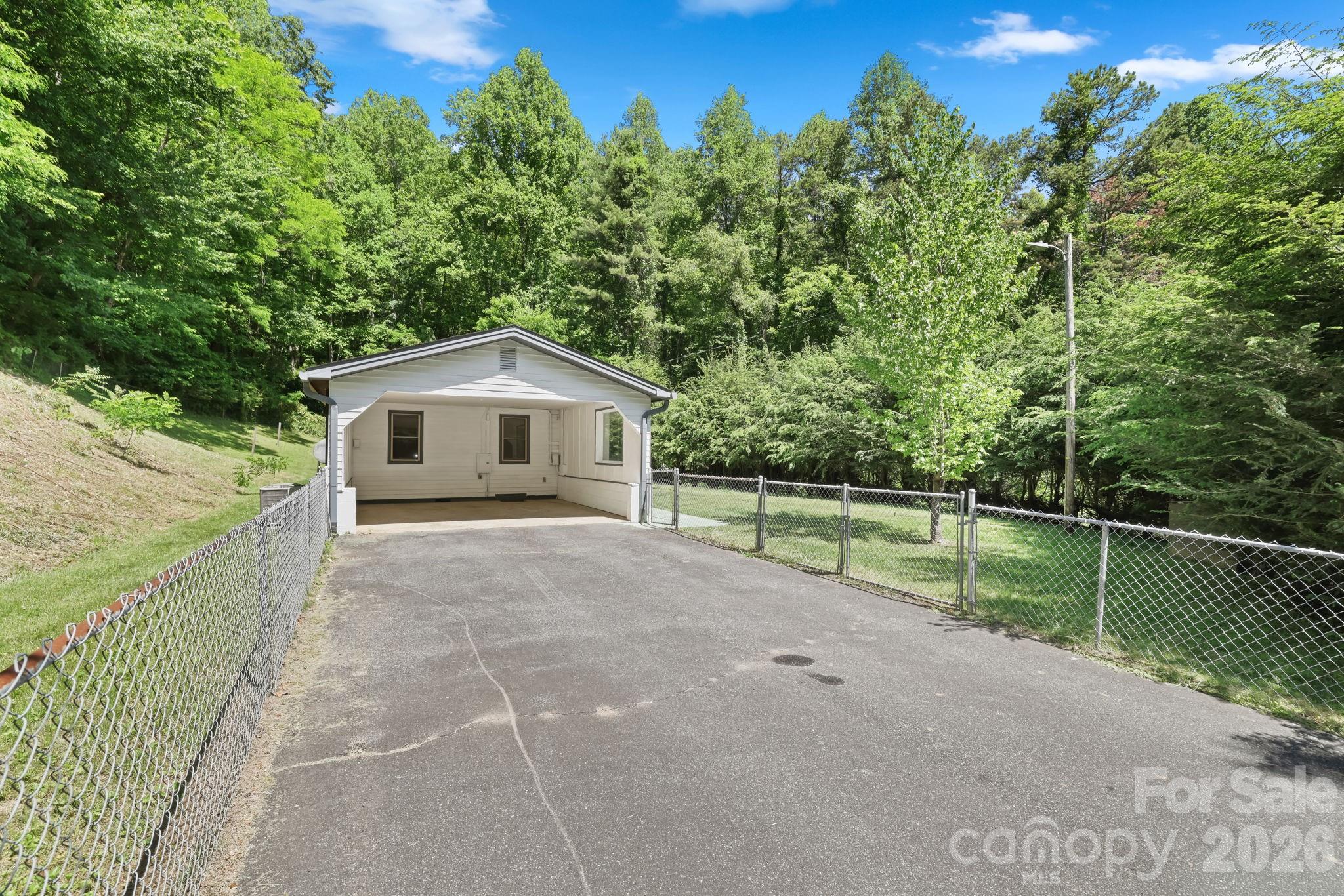 270 Slim Dillard Road Sylva NC 28779