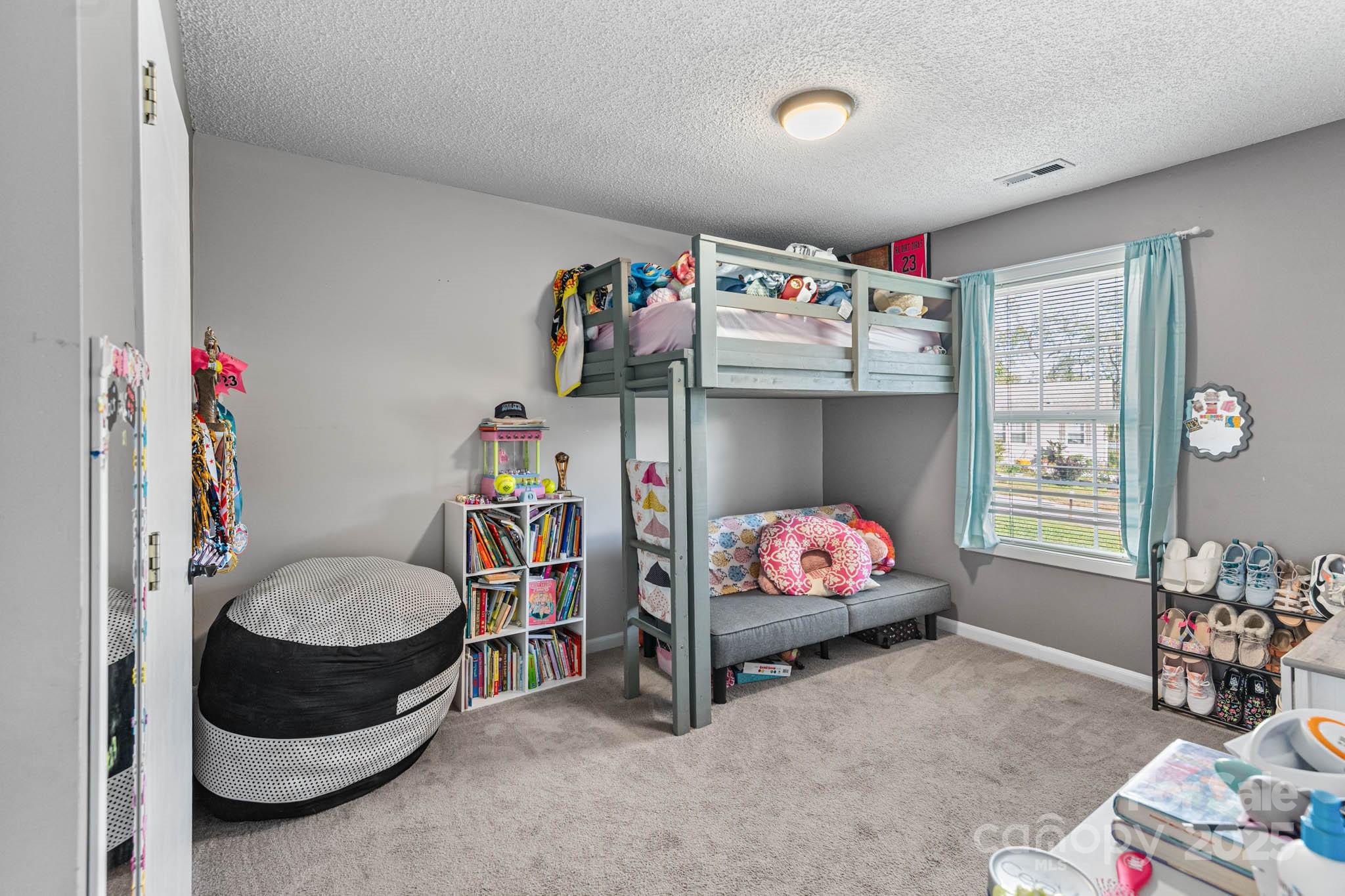 26 Sydney Lane Asheville NC 28806