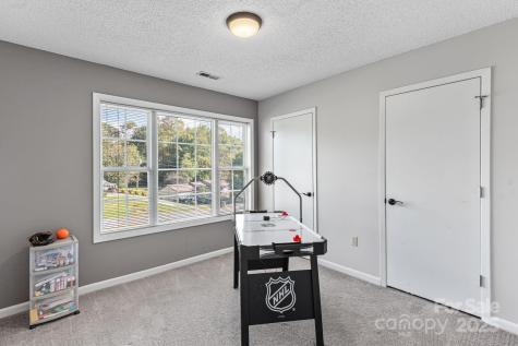 26 Sydney Lane Asheville NC 28806