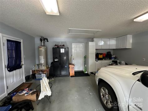8423 Quail Hollow Drive Harrisburg NC 28075
