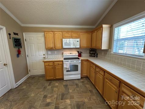 8423 Quail Hollow Drive Harrisburg NC 28075