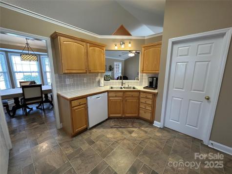 8423 Quail Hollow Drive Harrisburg NC 28075